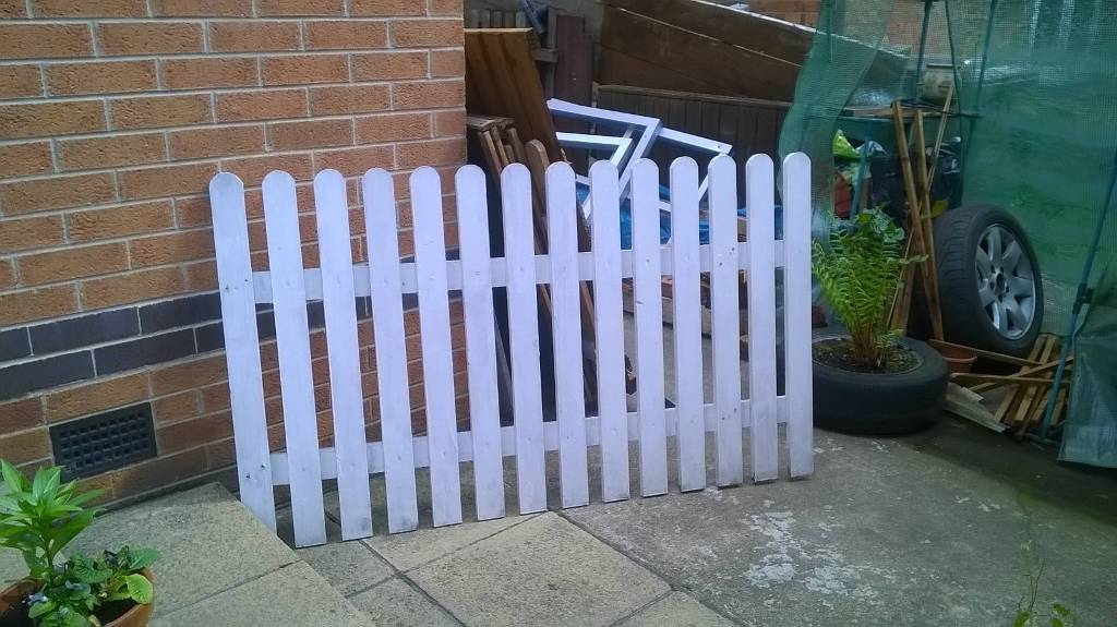 "Picket Fencing Fencing and Gardening Contrator Nottingham"